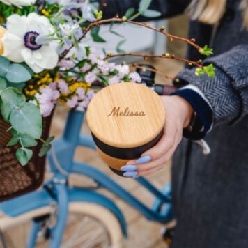 Personalisierbarer Kaffeebecher mit Spruch - Design