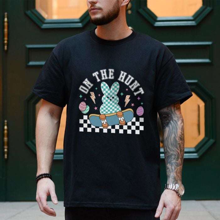 'On The Hunt' T-Shirt